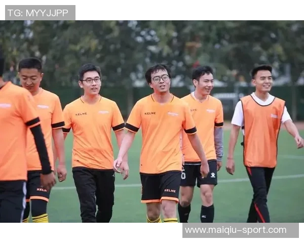 西安足球队在比赛中的快速转换与战术得失分析 西安足球队在比赛中的快速转换与战术得失分析